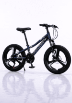 Bicicletă Copii Fulger by Caraiman MTB, Roți 20 Inch, 21 Viteze, Frâne pe Disc, 8-12 Ani, Negru cu Reflexii Albastre